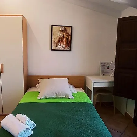 E Villamirella Палинуро