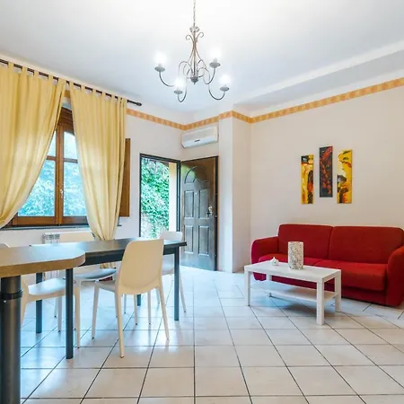 E Villamirella Апарт-отель 2*