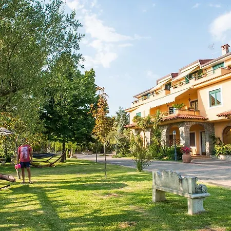 Апарт-отель E Villamirella
