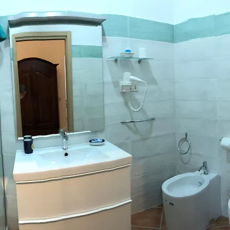 E Villamirella 2* Палинуро