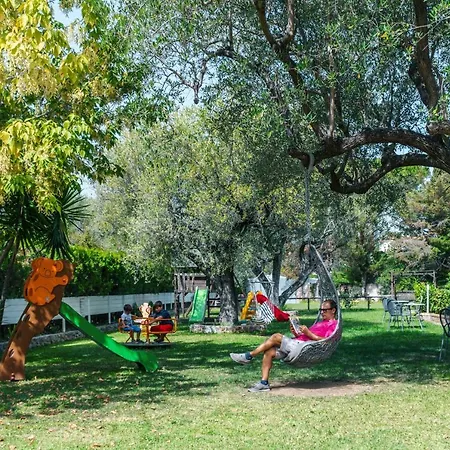 Apart-hotel E Villamirella
