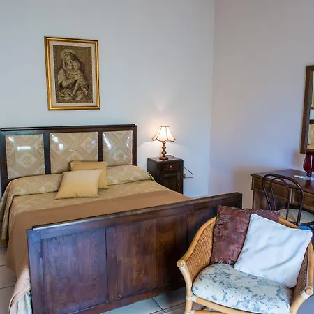 Apart Otel E Villamirella 4*