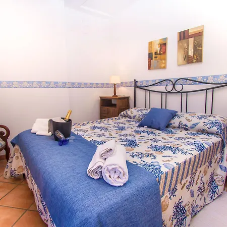 Aparthotel E Villamirella 4*