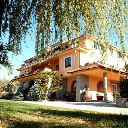 Apartahotel E Villamirella
