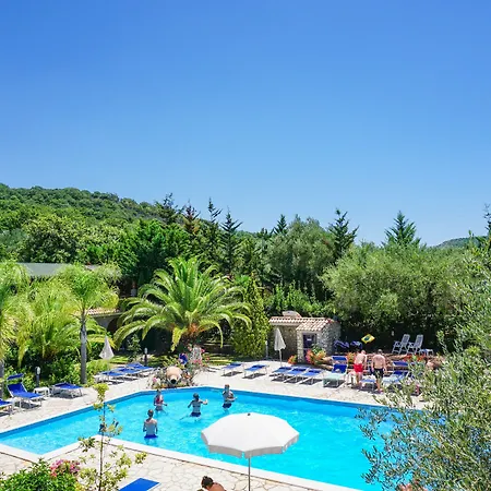 E Villamirella Apartahotel
