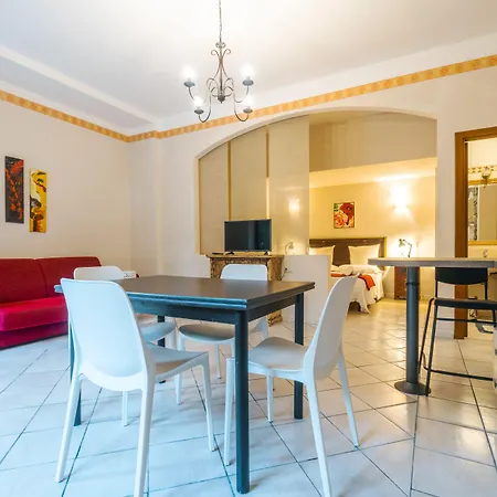 E Villamirella 4*