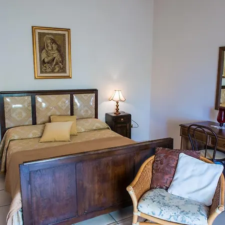 E Villamirella Apart-hotel 2*
