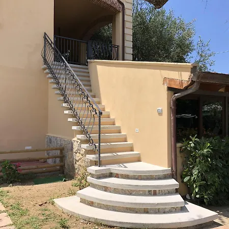 E Villamirella Apart-hotel 2*